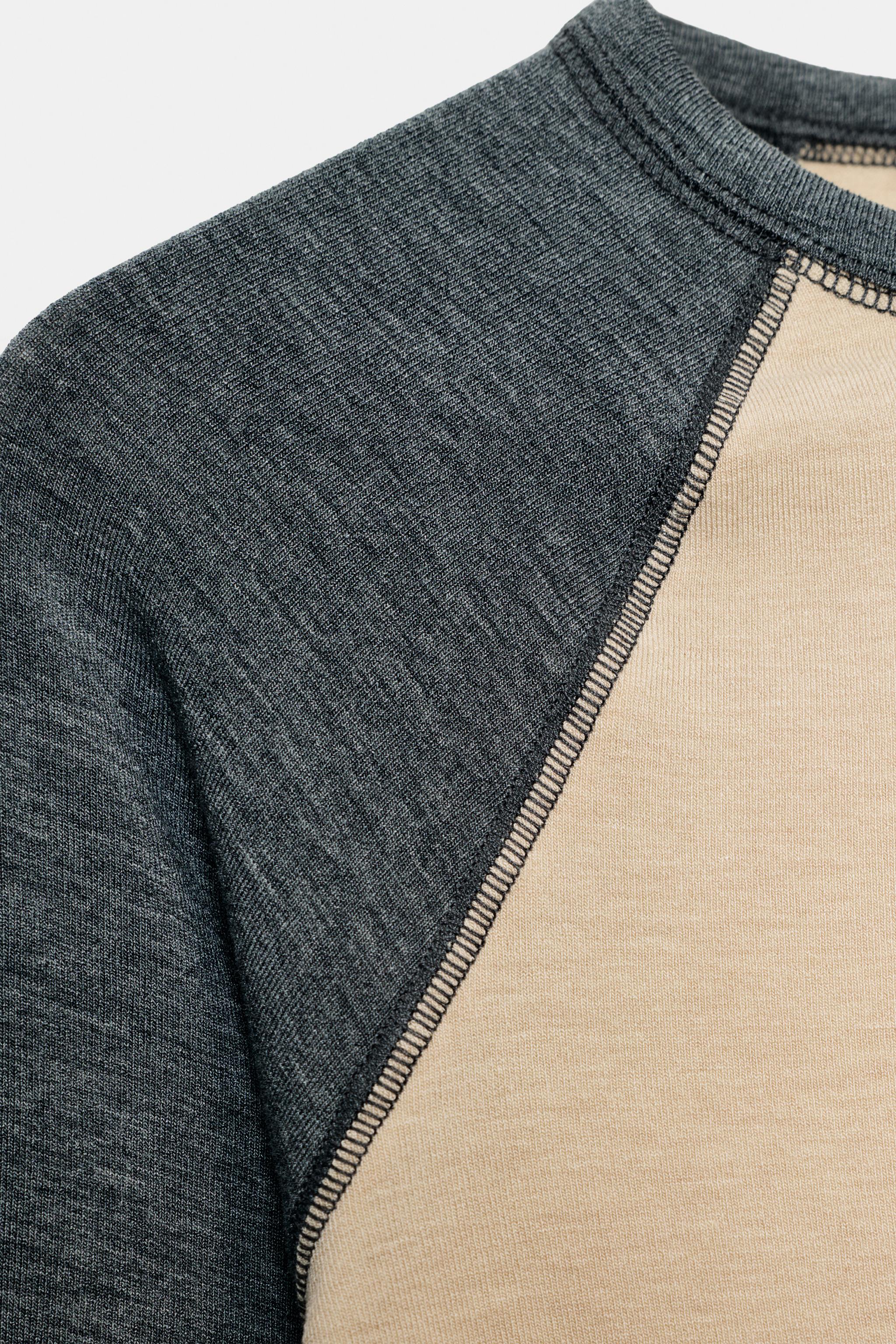 CONTRAST RAGLAN T-SHIRT